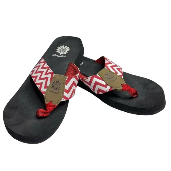 Yellow Box Flip Flop Sandals Red & White Chevron Thong Flip Flops Women's Size 7 - Picture 1 of 12